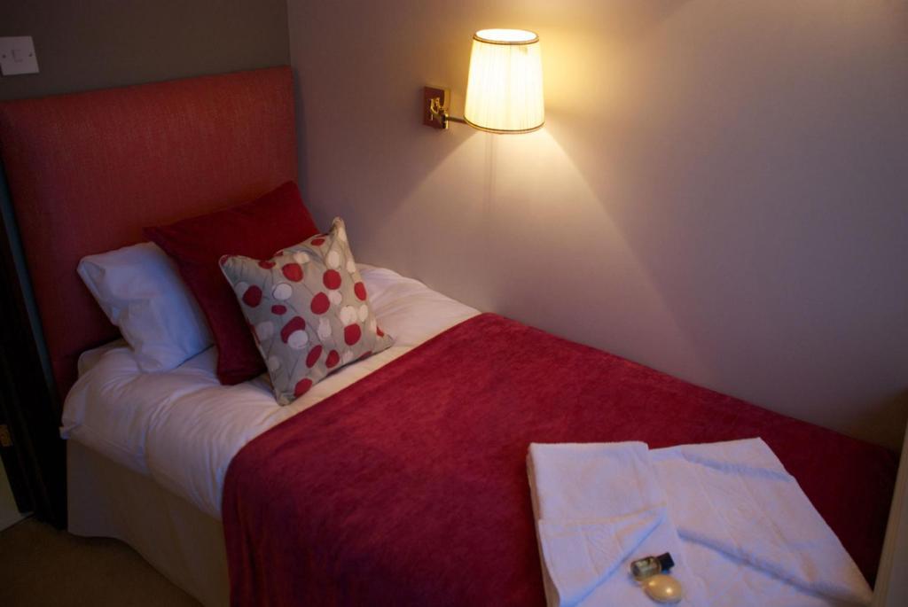 The White Hart Inn Newbury  Room photo